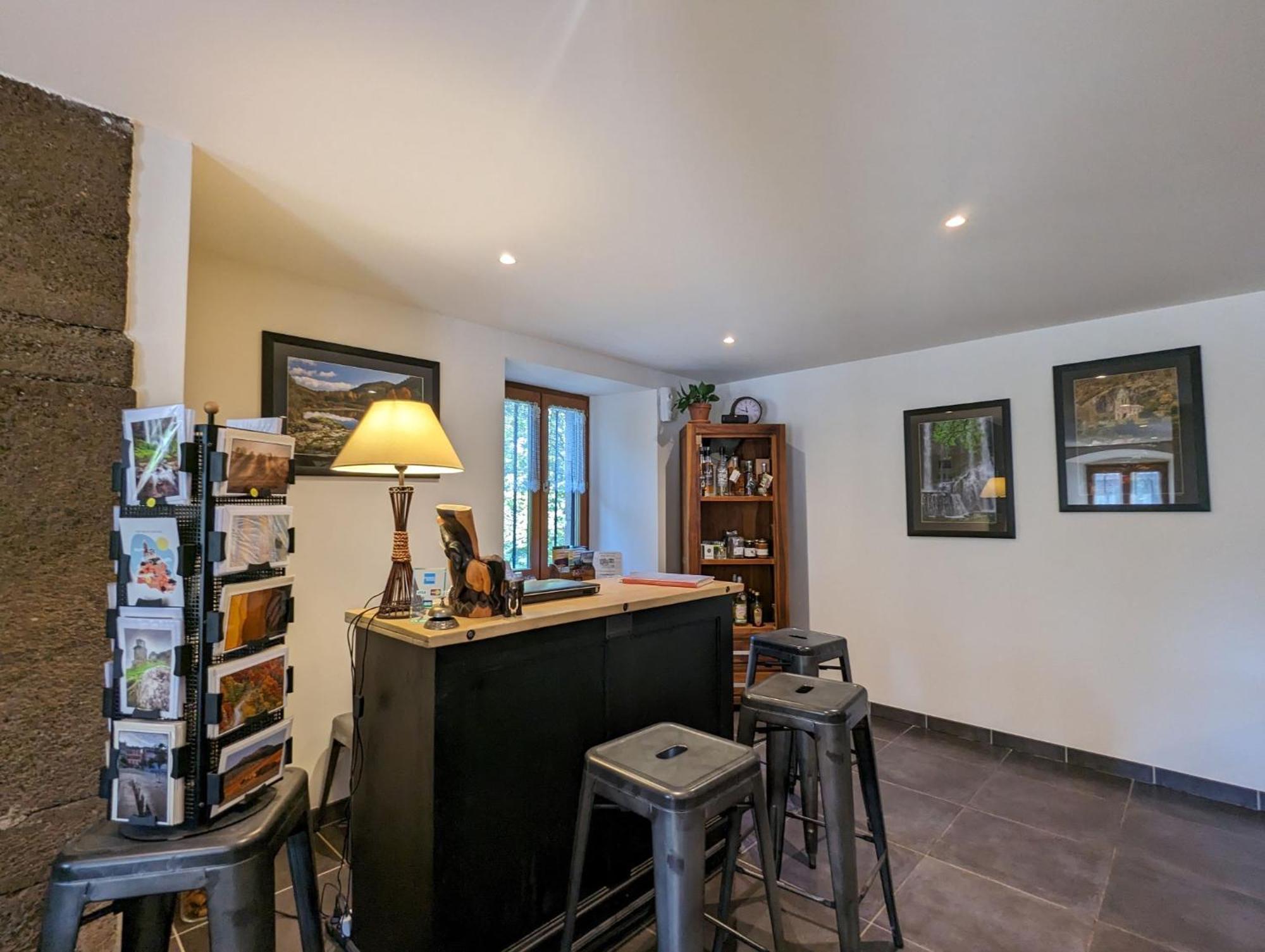 Le Clos Des Pierres Rouges Saint-Privat-dʼAllier Exterior foto